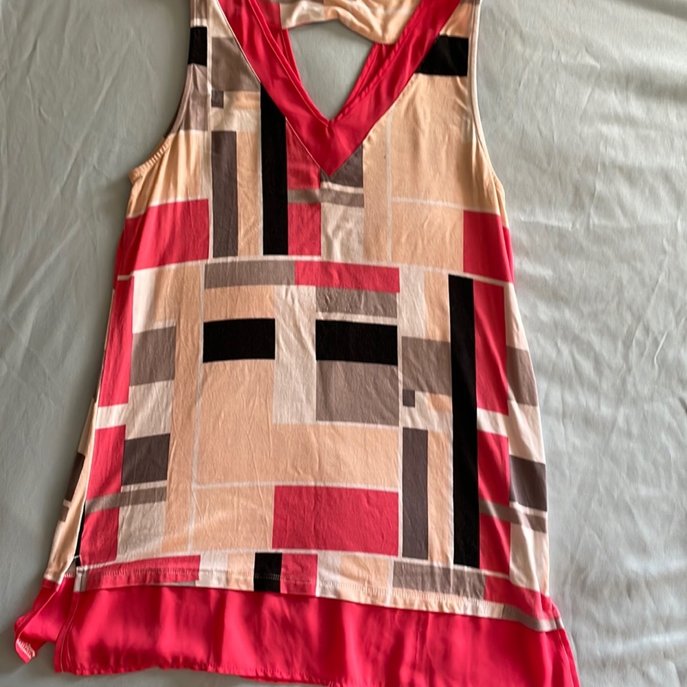 Ricki’s sleeveless summer top